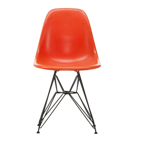 Cadeira Eames DSR em Fibra de Vidro / Base Preta